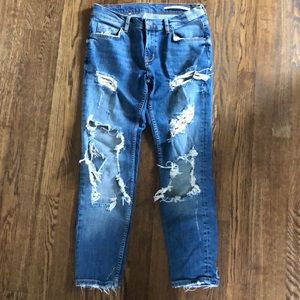 Zara medium rise relaxed fit jeans